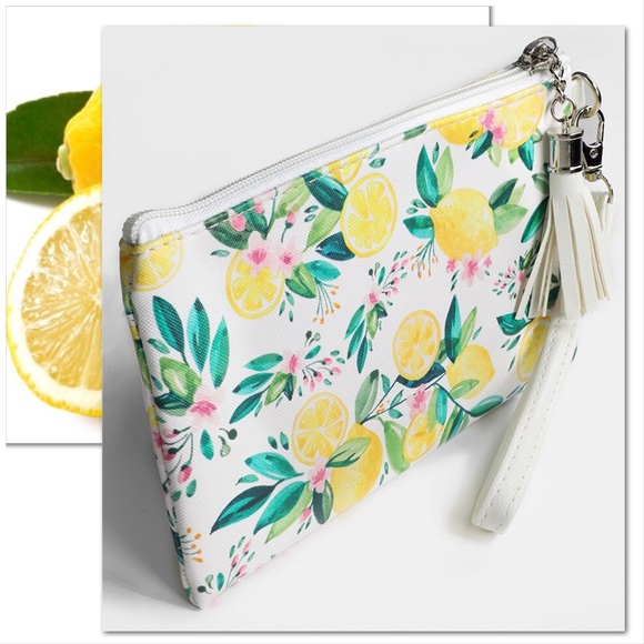 littlegypsie Handbags - "When Life Gives You Lemons" Wristlet